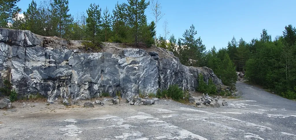 Таунхаус с сауной в центре у набережной