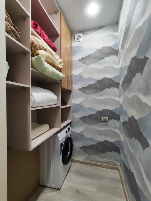 Двухкомнатная двухэтажная квартира в центре города