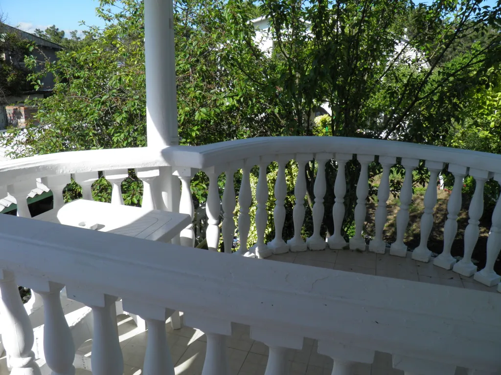 Комната у самого моря