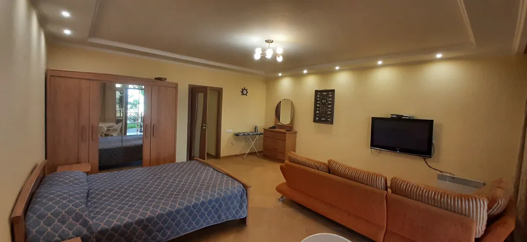 Квартира Уединенный апартамент Эллада у самого моря — аренда посуточно в Семидворье