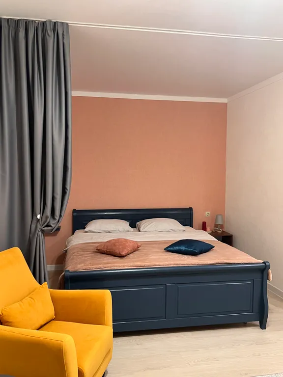 Однокомнатная квартира рядом с Фермер базаром на Салмышской — аренда посуточно в Оренбург