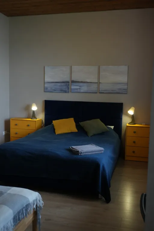 Вилла на берегу озера