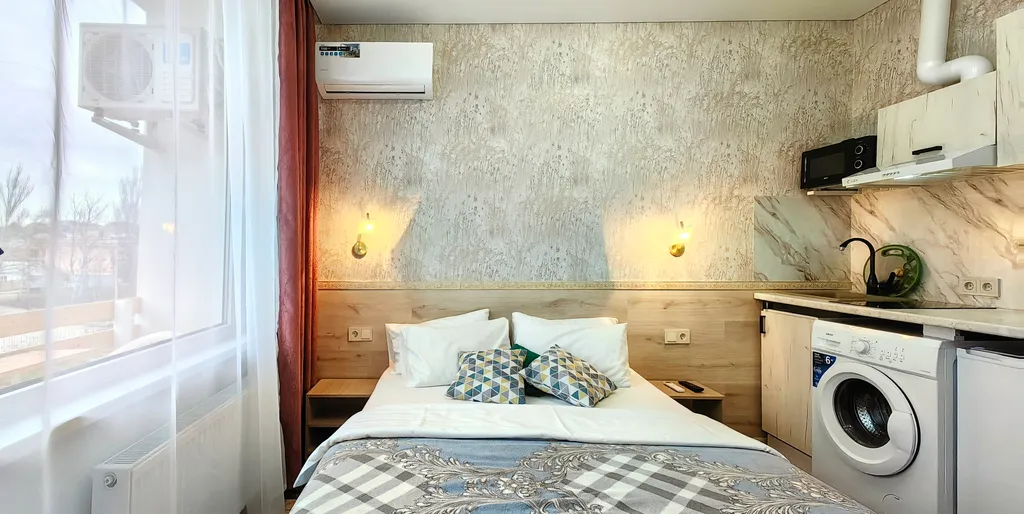 Уютная студия с балконом, отоплением, кухней, стиралкой, беседкой, парковкой