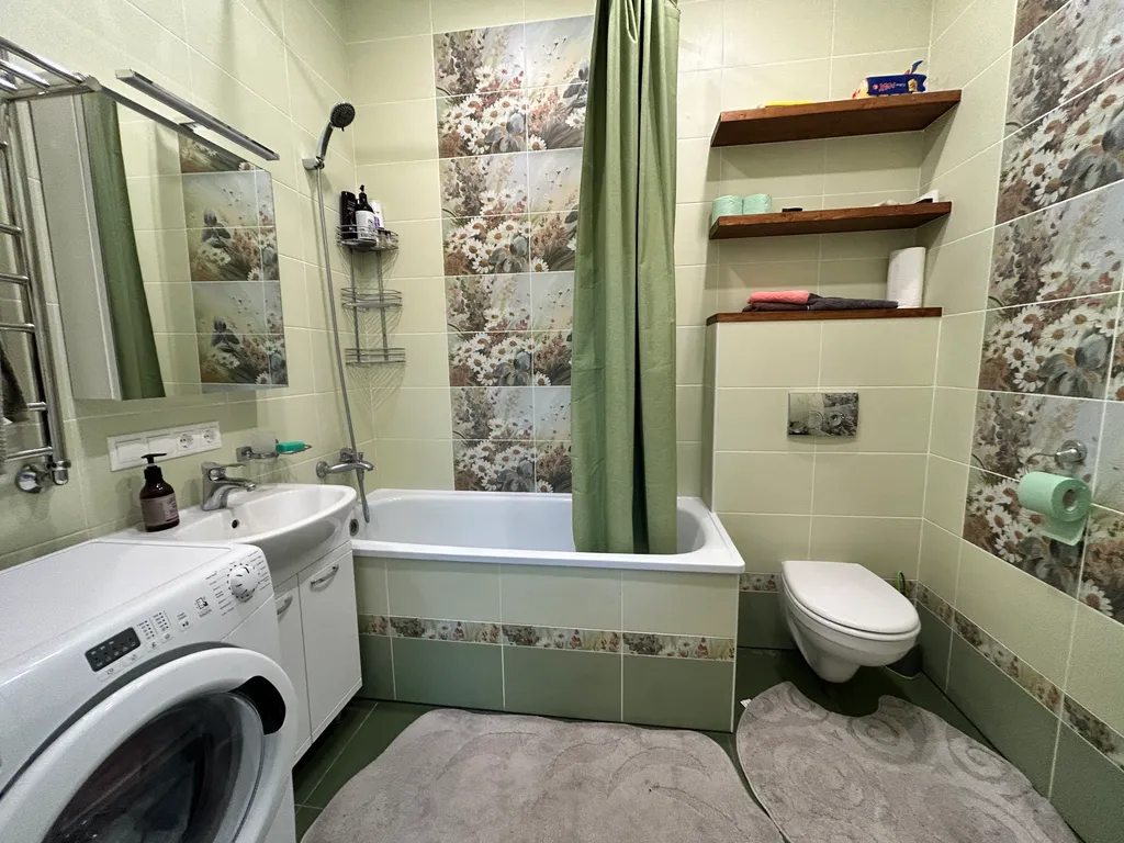 Квартира Квартира Отличная двушка с боковым видом на море — Геленджик