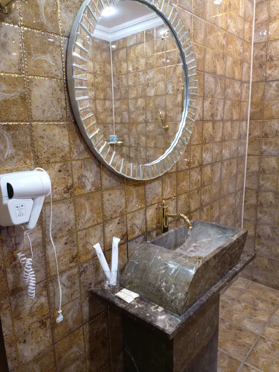 Две односпальные кровати