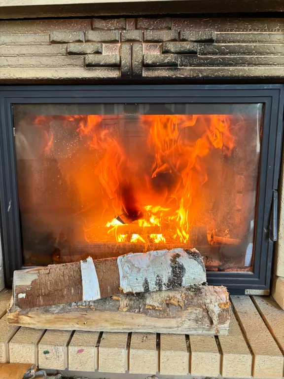 Современный дом в тихом месте