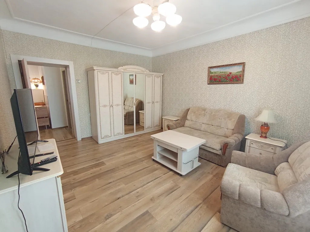 Уютная, бюджетная 2-комнатная квартира в центре города, 2 спальни