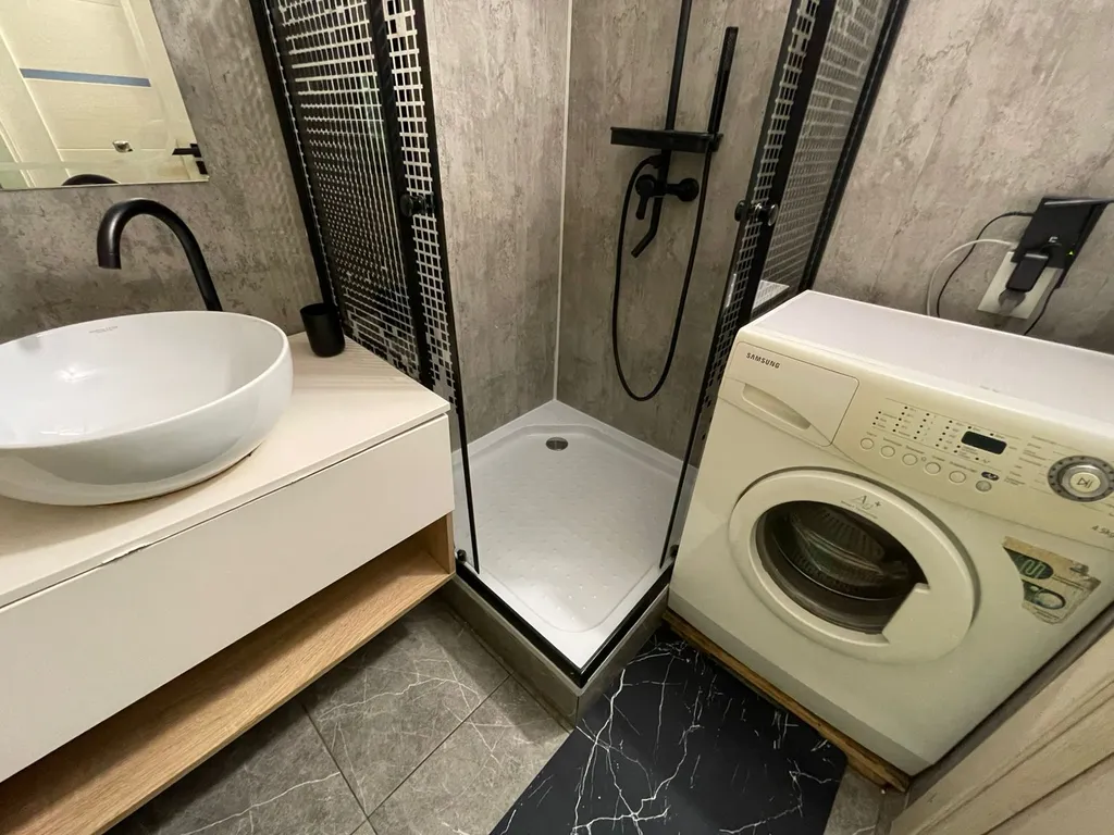 2-комнатная квартира рядом с Алмазом