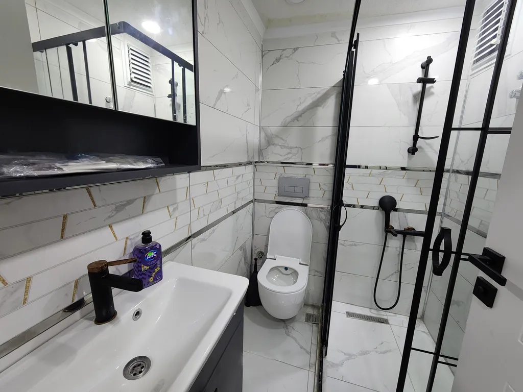 Квартира в центре Сиде внутри комплекса с бассейном