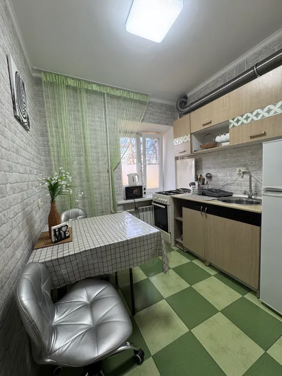 Уютная 2-комнатная квартира рядом с Аллеей любви и бюветом Западным