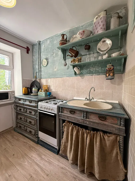 Квартира в центре Машгородка с большой открытой лоджией