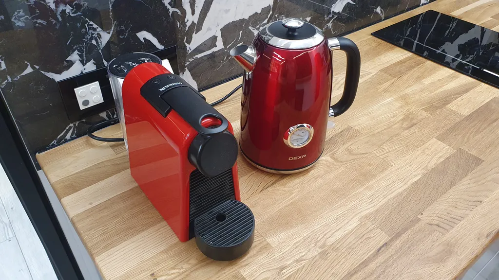 Красная студия в центре города для деловых поездок и семейного отдыха