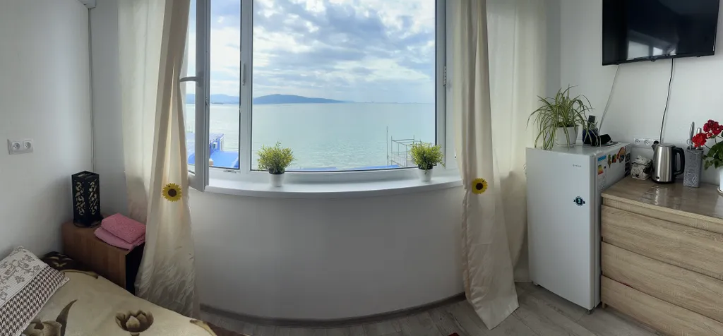 Домик у моря