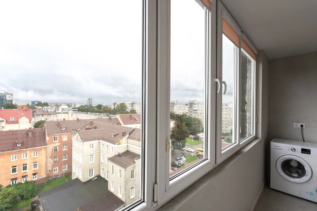 Уютная квартира с двумя балконами в центре рядом с Островом Канта