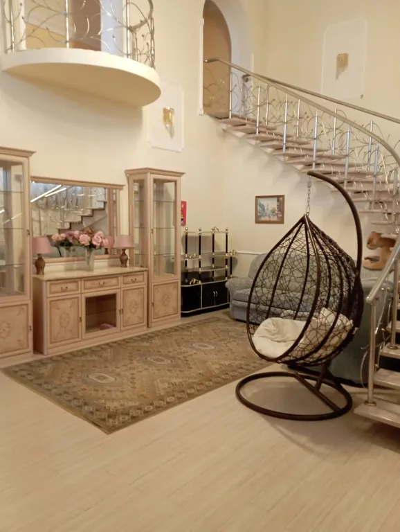 Элитный просторный красивый дом в центре города