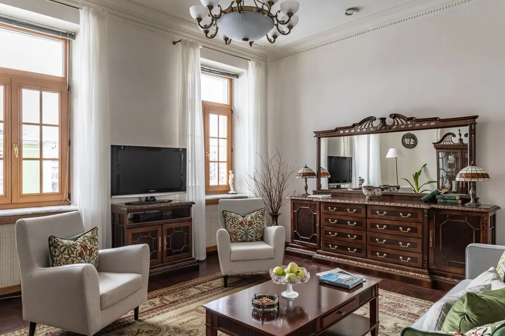 Квартира 4-комнатная квартира в центре с собственной парковкой — Москва