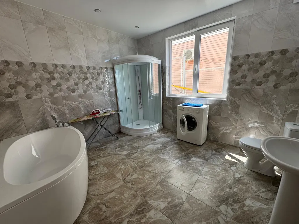 Уютный дом c бассейном и сауной