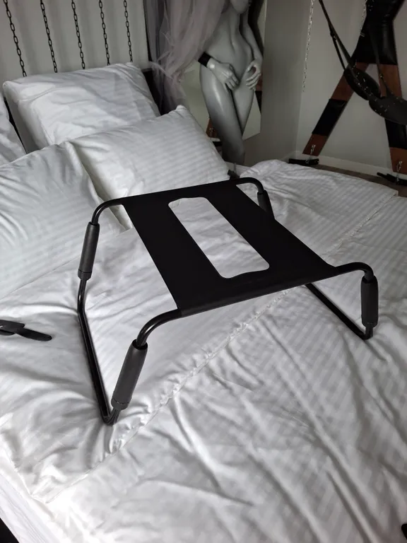 Апартаменты в стиле БДСМ GrayRoom