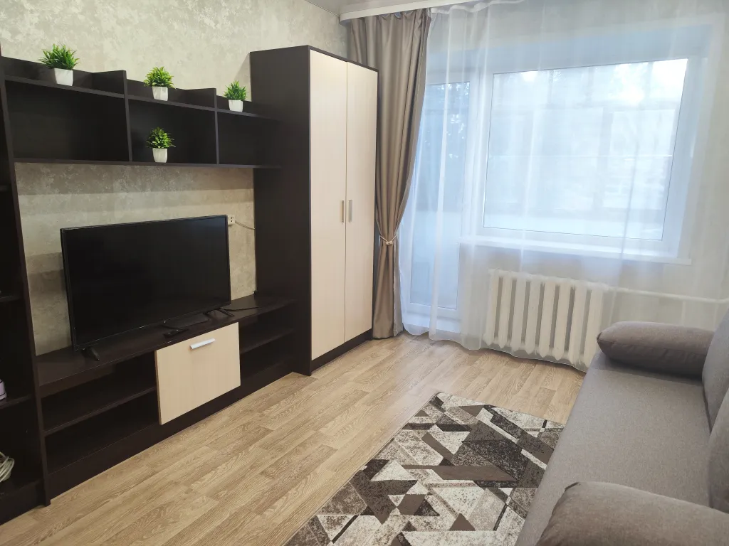 Квартира Уютная однушка в районе вокзалов — аренда посуточно в Курган