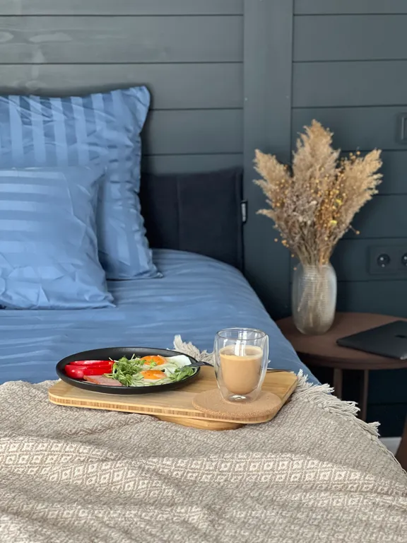 Дом на берегу пруда в Эко-местечке с банным чаном