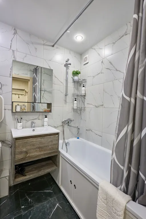 Квартира с видом на храм в самом центре активного отдыха