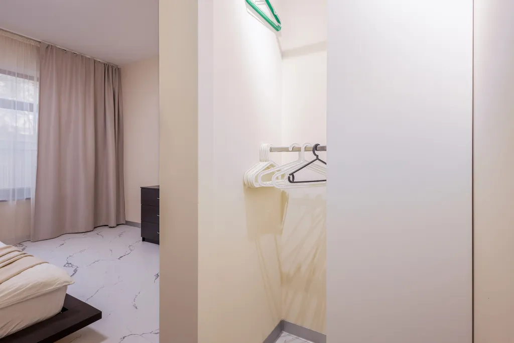 Квартира MyHomeYourHome в клубном доме с бассейном