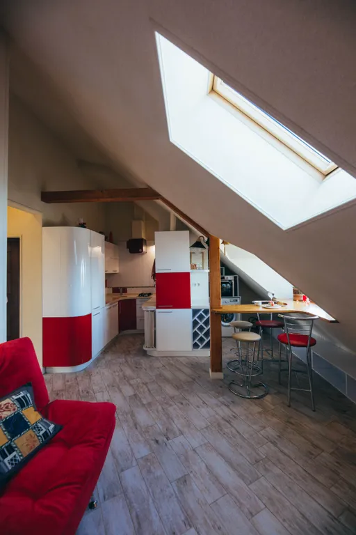 Очаровательная мансарда в центре Пионерского курорта с видом на море