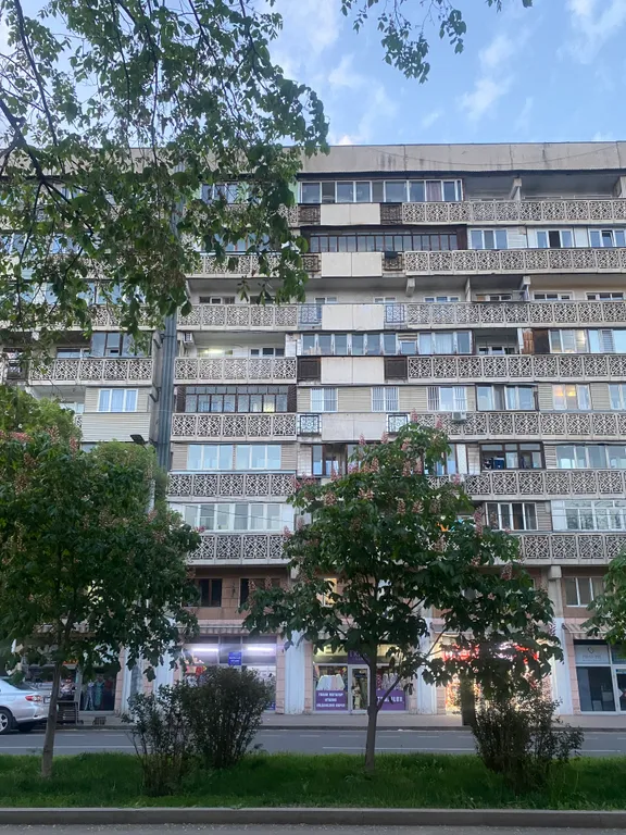 Двухкомнатная квартира рядом с Арбатом