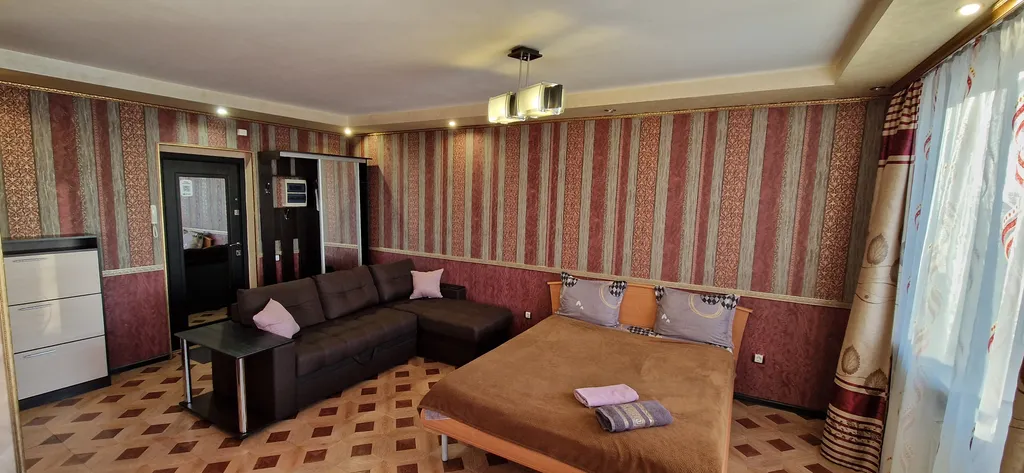 Квартира Студия с видом на реку Ангару — аренда посуточно в Иркутск