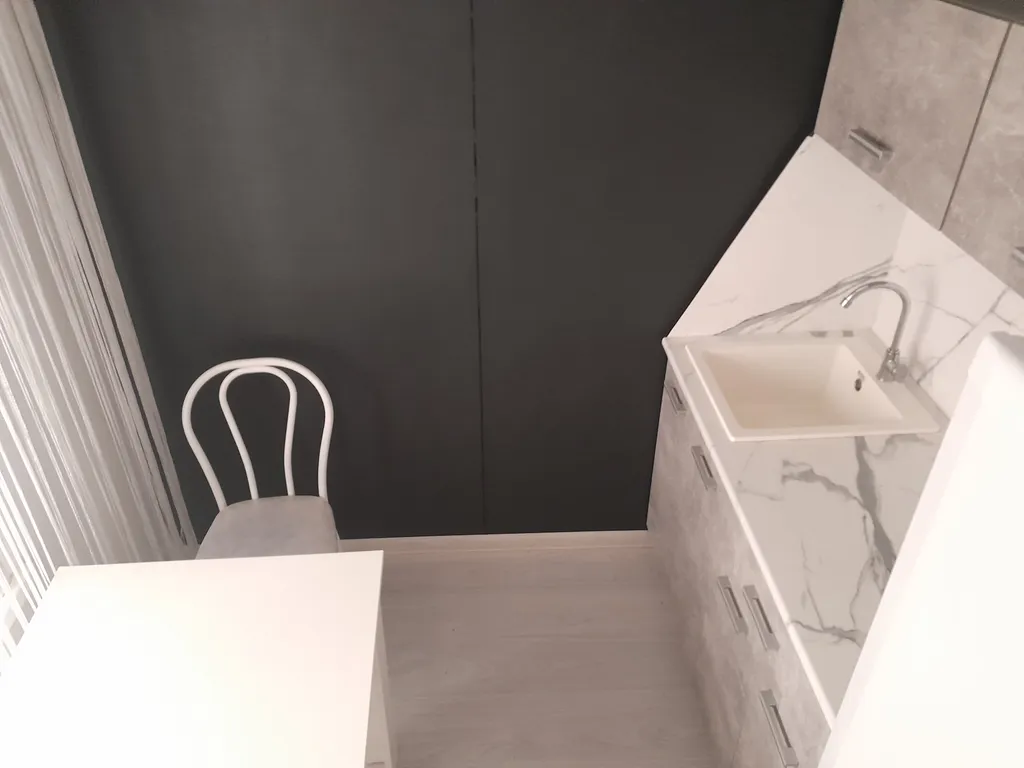 Еврооднушка в лучшем месте города