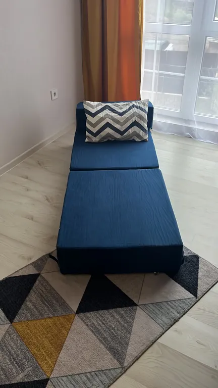 Студи в 10 минутах до моря