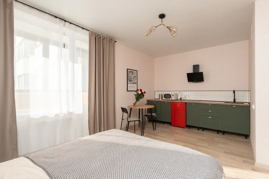 Квартира Стильная студия с видом на лес — аренда посуточно в Новосибирск