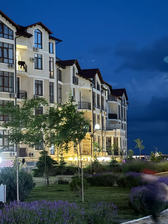 Квартира Апартаменты с видом на море около отеля Метрополь — Геленджик