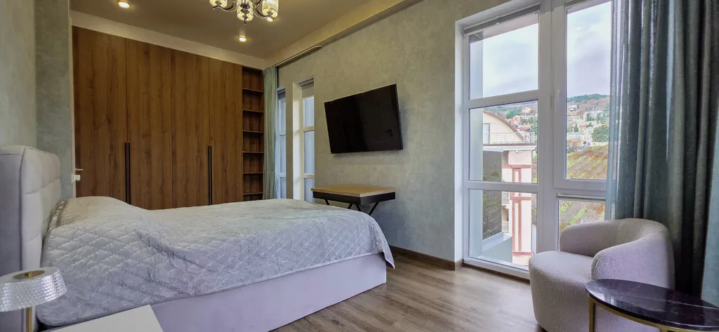 Видовая квартира в Ливадии