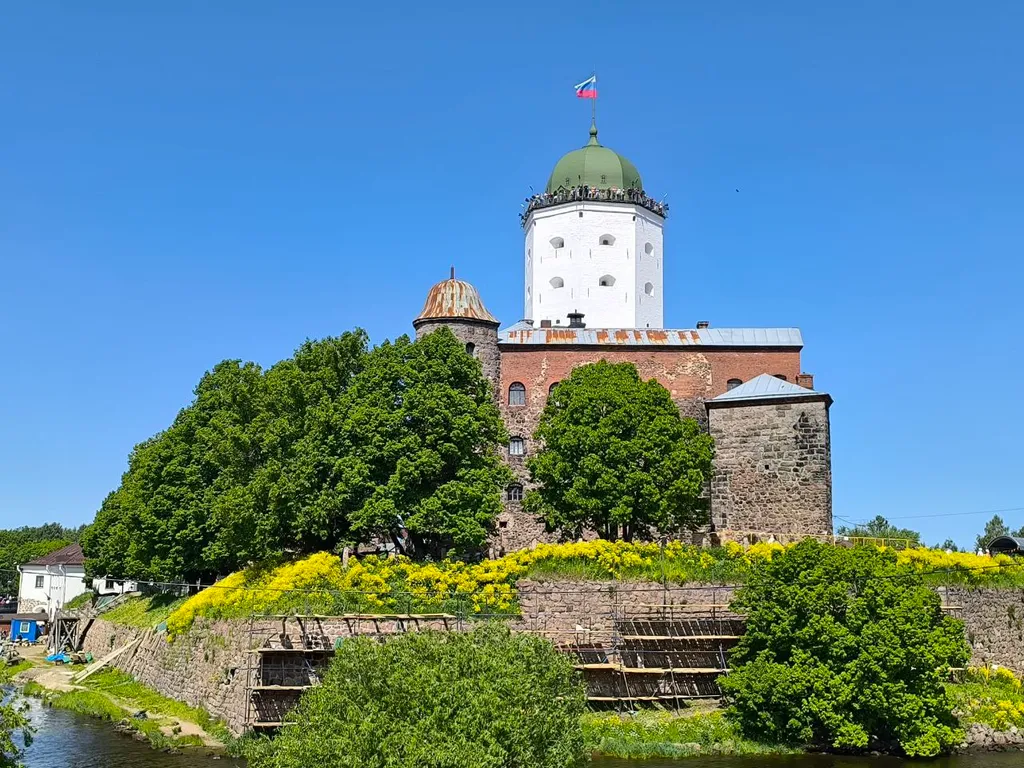 Velvet Aparts Семейные у Замка