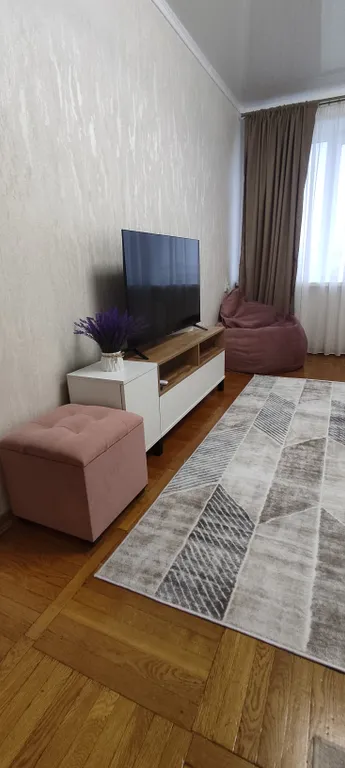 Уютная, тёплая квартира. ЕСТЬ ГОРЯЧАЯ ВОДА. прекрасны вид.