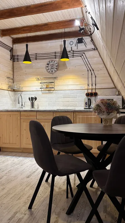 А-Frame домик с видом на гору Чегет