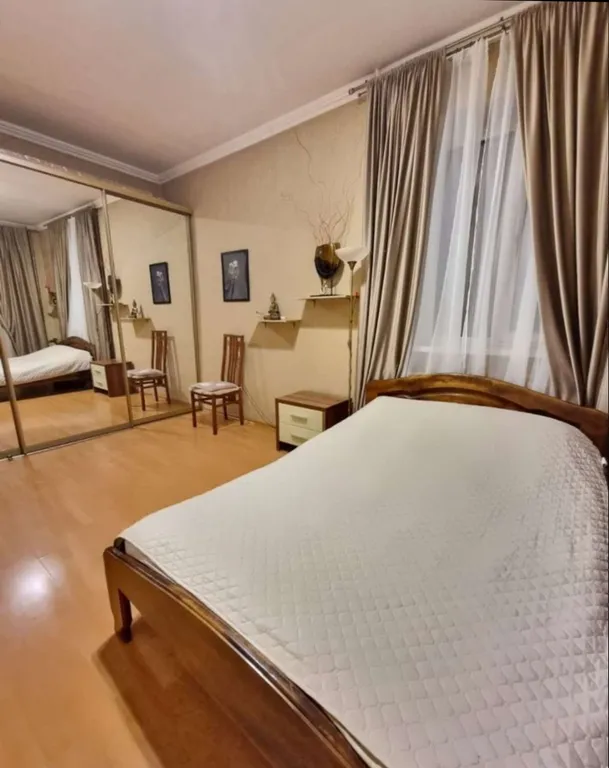 Коттедж на набережной с бассейном