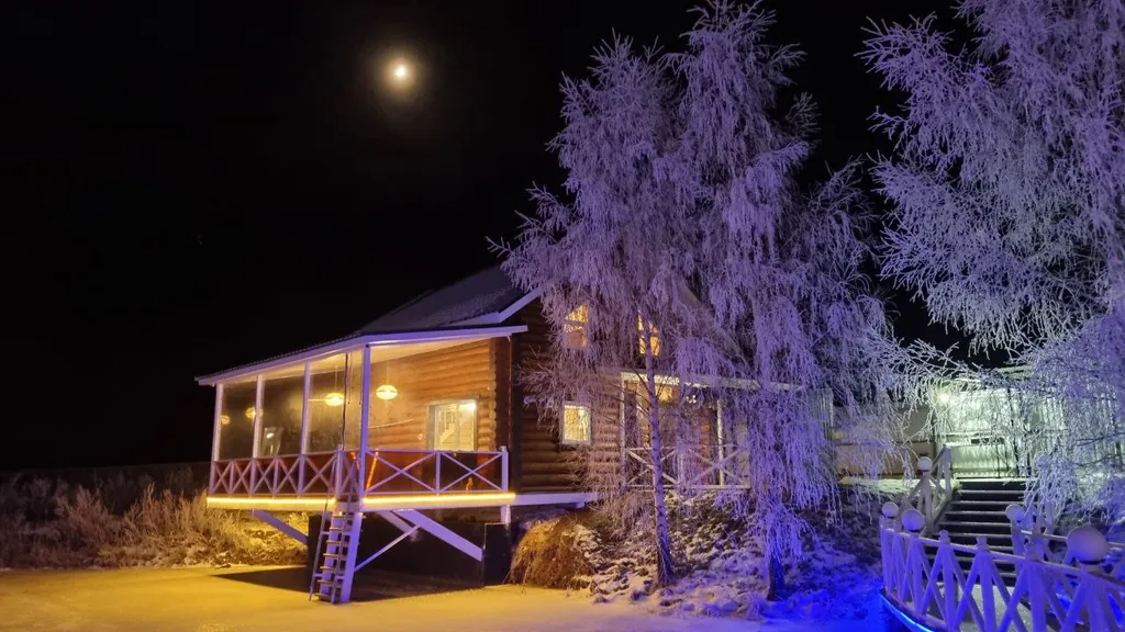 Двухэтажный дом с Русской баней