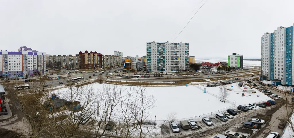 Просторна теплая двухкомнатная квартира с большим смартТВ