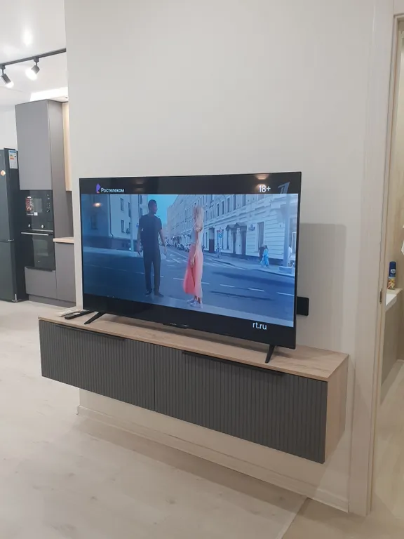 Уютная новая квартира с панорамными окнами