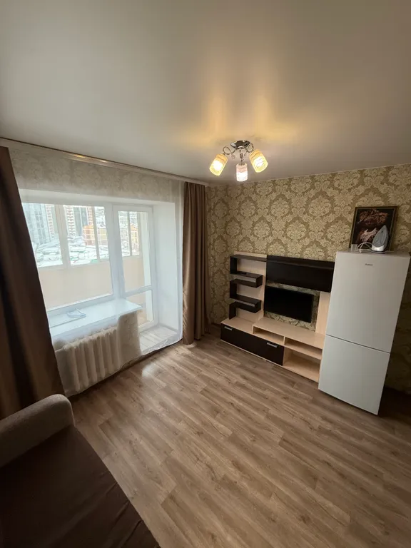 Студия около областной больницы