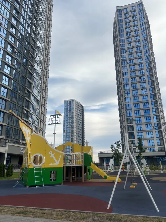 Просторная студия в Минск Мире