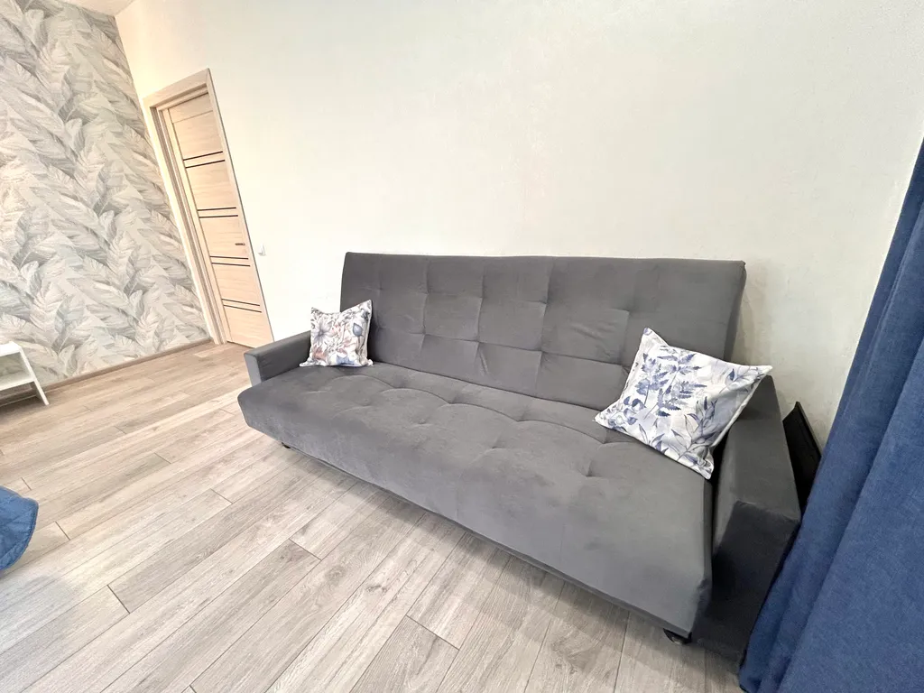 Уютная квартира на Солнечном бульваре с красивым видом из окна