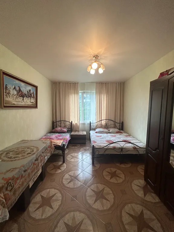 Квартира Комната с видом на горы и море — аренда посуточно в Гагра