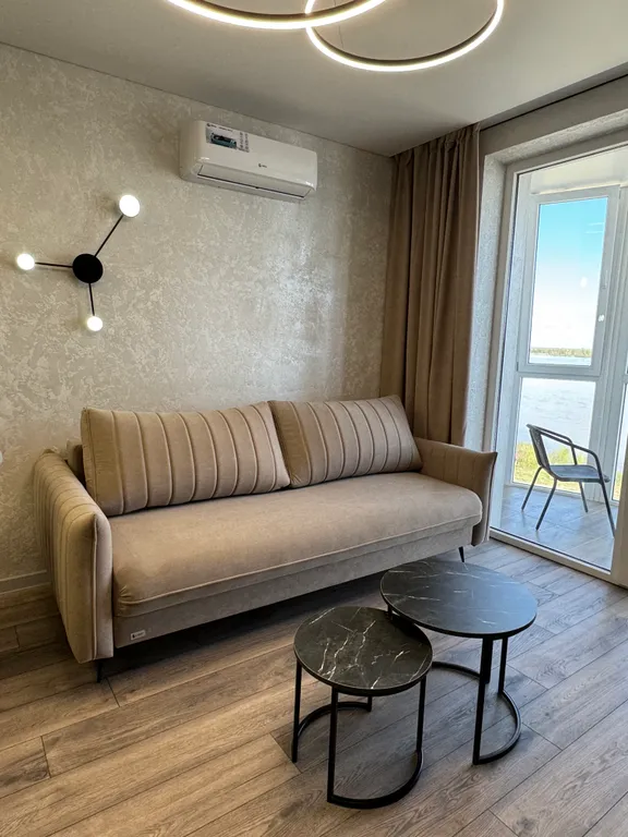 Апартамент на берегу реки Обь