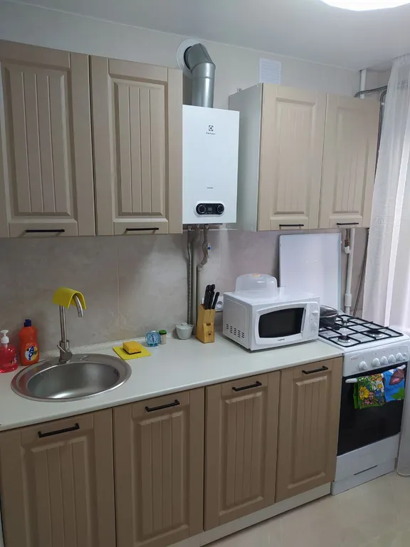 Однокомнатная квартира с ремонтом в центре Харцызска