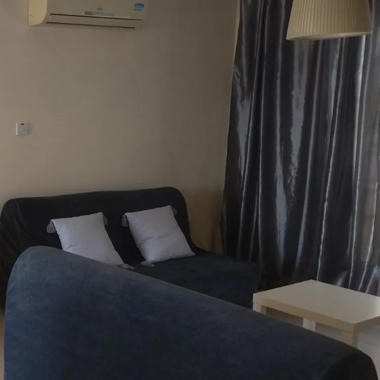 Апартаменты около пляжа Нисси Бич