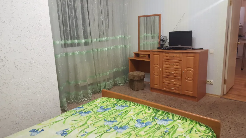 Коттедж Коттедж со своим двориком и гаражом — Ялта