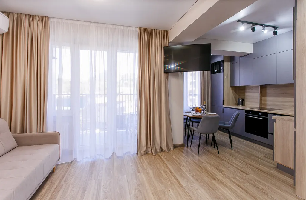 Квартира на первой линии у моря с отдельной спальней — аренда посуточно в Дагомыс